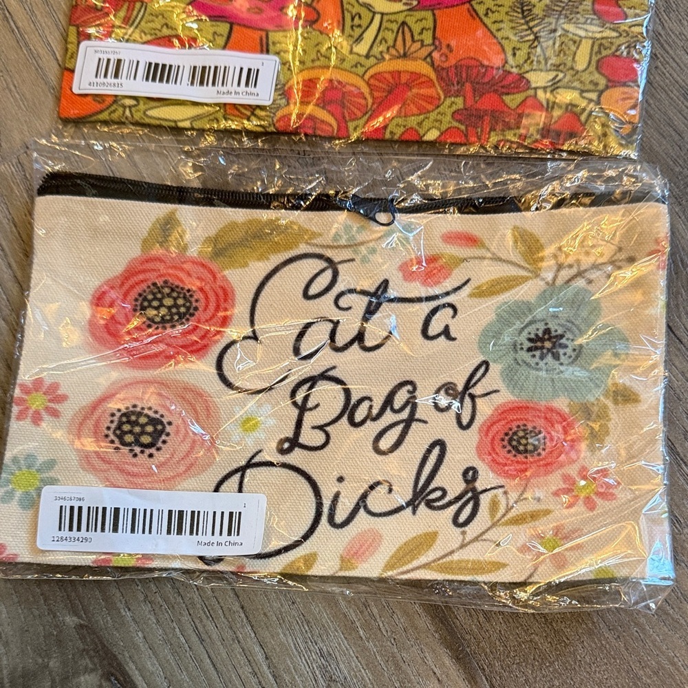 Set of 2 Floral and Mushroom Patterned Pouches - Picture 2 of 7